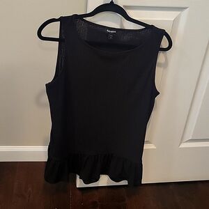 Express ruffle bottom Top L